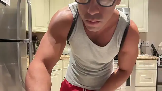 BigGuyMuscle online show from March 1, 2025, 10:53 pm