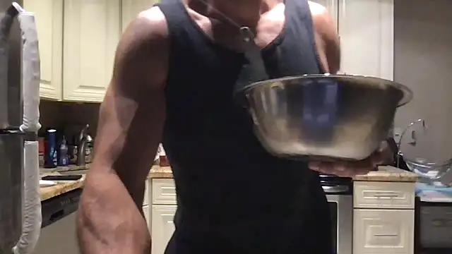 BigGuyMuscle online show from April 9, 2026, 6:19 am