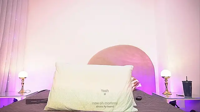 alexaa walker online show from November 24, 2025, 12:05 pm