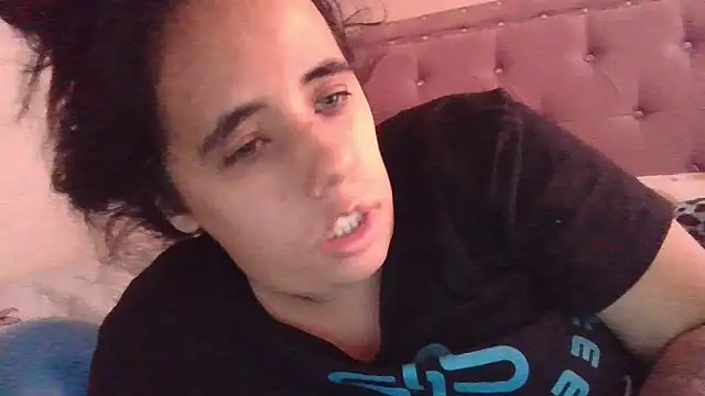 annarose19 online show from February 27, 2026, 7:14 pm