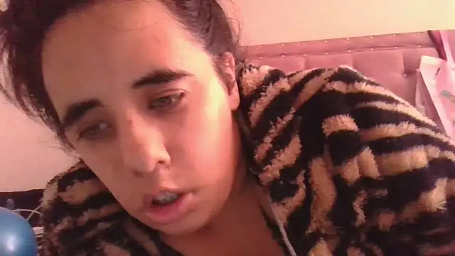 annarose19 online show from March 26, 2026, 7:41 pm