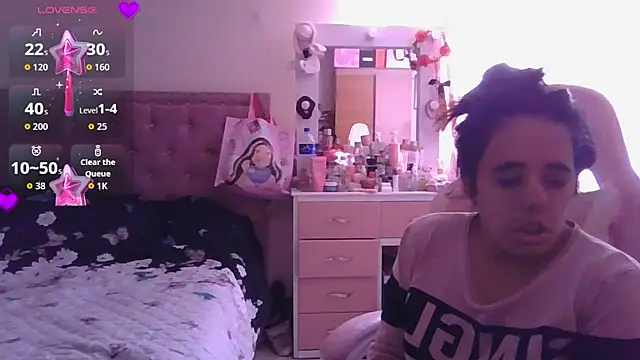 Snapshot of annarose19 chatting on May 20, 2026, 3:29 pm annarose19 online show from May 20, 2026, 3:29 pm