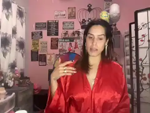 Snapshot of latinacubana chatting on December 28, 2024, 10:58 am latinacubana online show from December 28, 2024, 10:58 am