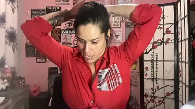 Snapshot of latinacubana chatting on February 16, 2025, 3:58 am latinacubana online show from February 16, 2025, 3:58 am