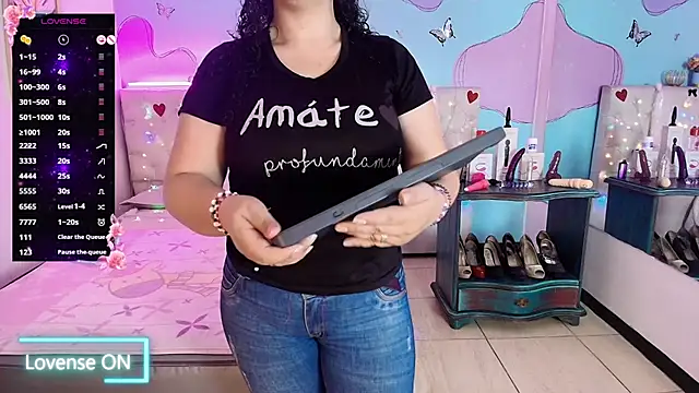 Zaly mature online show from April 6, 2026, 11:38 pm