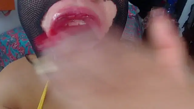 Sharlottee online show from December 5, 2024, 2:53 am