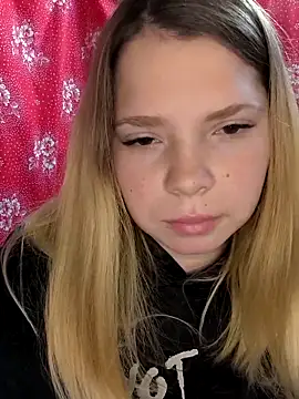 Zuli Kiska online show from October 20, 2025, 11:10 am