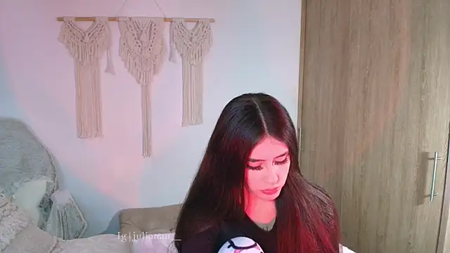 iriswest  online show from July 13, 2026, 2:36 am