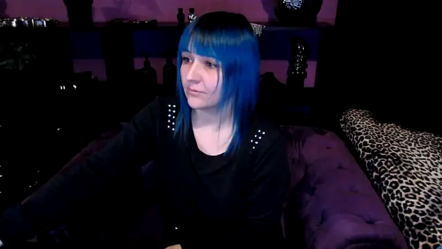 beauty-of-pain online show from January 7, 2026, 5:37 pm