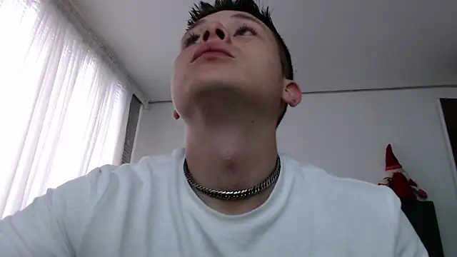 MathewCollin online show from January 22, 2025, 12:06 pm