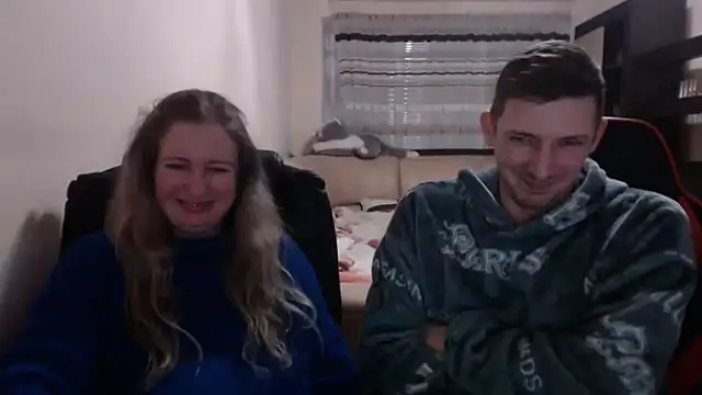 PeterAndJen online show from March 18, 2025, 4:04 pm