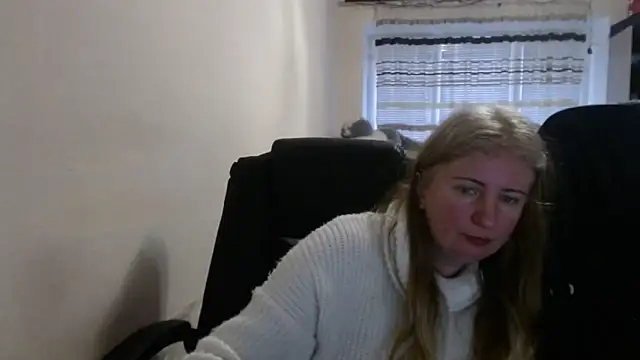 PeterAndJen online show from March 2, 2026, 7:21 pm