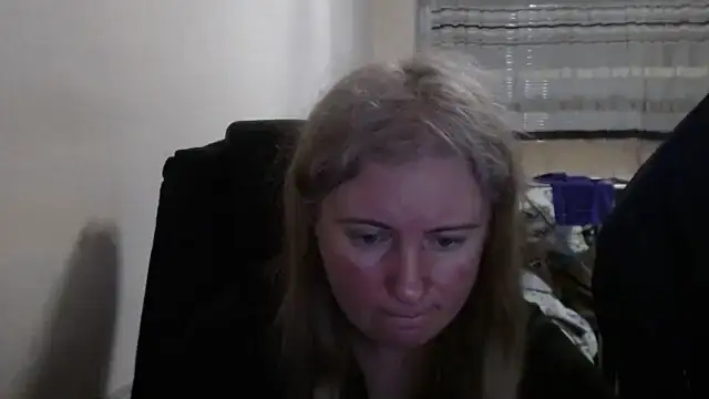 PeterAndJen online show from April 6, 2026, 5:47 pm