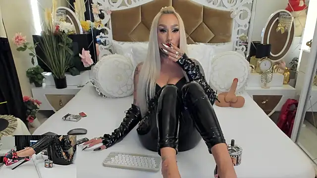 hotgirlsmoking 69xxx online show from September 12, 2025, 2:50 pm