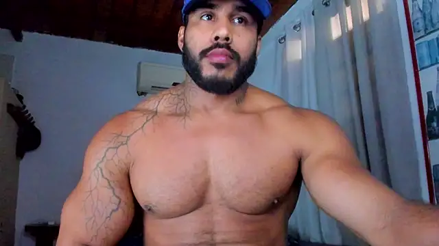 Artemis Kazttman online show from November 7, 2025, 3:56 pm