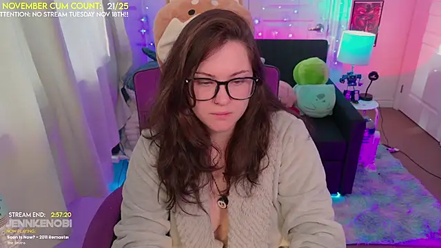 JennKenobi online show from November 17, 2025, 3:29 pm