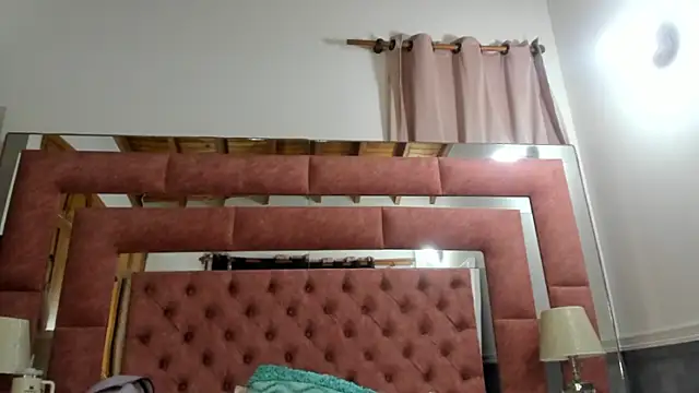 briana wonder69xxx online show from November 5, 2025, 9:26 pm