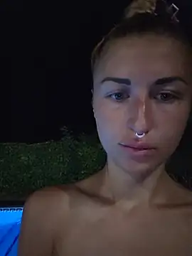 Snapshot of kylie_blck chatting on July 17, 2026, 2:07 am kylie blck online show from July 17, 2026, 2:07 am