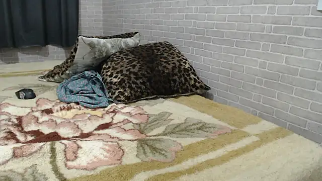 Snapshot of sweet_luana chatting on March 16, 2025, 7:59 am sweet luana online show from March 16, 2025, 7:59 am