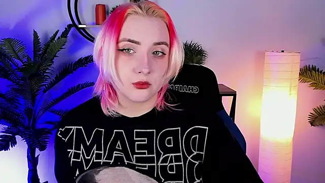 AsheLucker online show from February 9, 2025, 5:01 pm