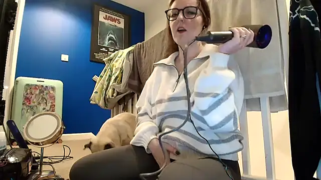 short sweetpea online show from November 10, 2025, 5:23 pm