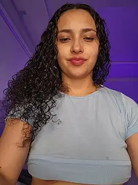 Lucy Marin online show from November 14, 2025, 10:40 pm