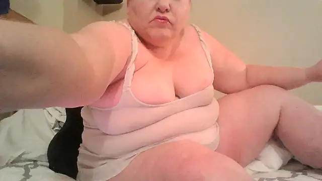 atlwebbie75 online show from February 11, 2026, 9:25 am