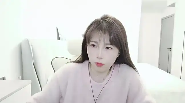 Sunset glow online show from February 9, 2025, 2:40 pm