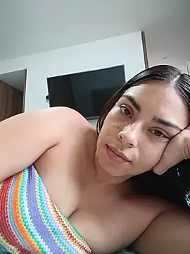 Snapshot of Ivanna2 chatting on July 8, 2026, 12:20 pm Ivanna2 online show from July 8, 2026, 12:20 pm