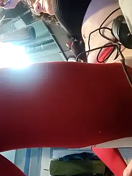 slutviki online show from November 8, 2025, 8:03 am