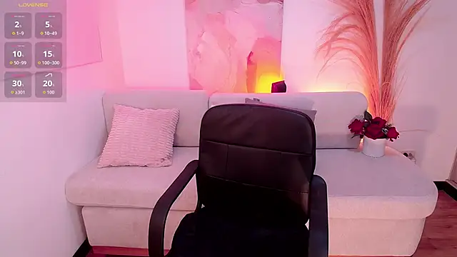 VictoriaLeia online show from October 12, 2025, 11:26 pm