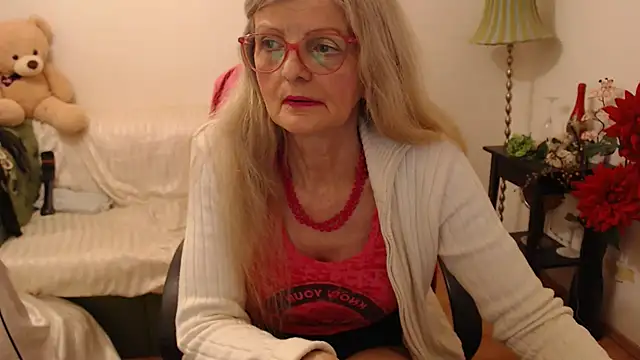 Snapshot of BlairFort chatting on January 25, 2025, 6:24 pm BlairFort online show from January 25, 2025, 6:24 pm