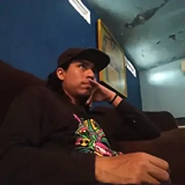 AlexAlejandro13 online show from March 6, 2026, 7:10 pm