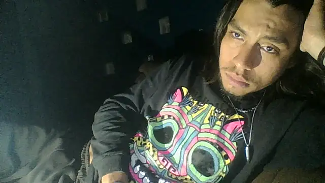 AlexAlejandro13 online show from April 10, 2026, 7:13 am