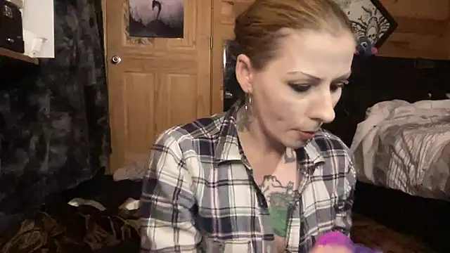 TeenyDoll online show from March 24, 2026, 2:16 am