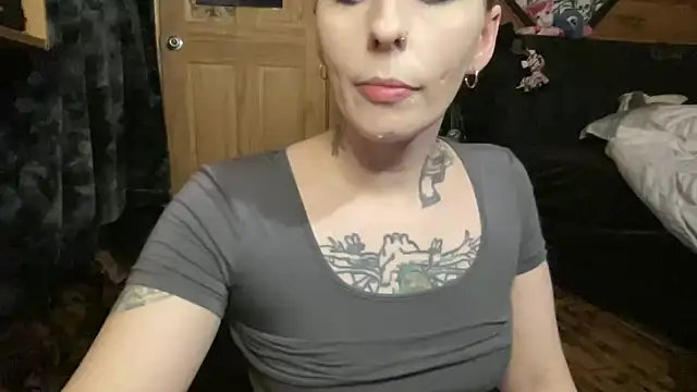 TeenyDoll online show from April 16, 2026, 2:12 am