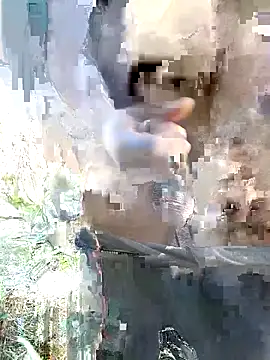 Snapshot of FinableKnee chatting on September 15, 2025, 4:45 am FinableKnee online show from September 15, 2025, 4:45 am