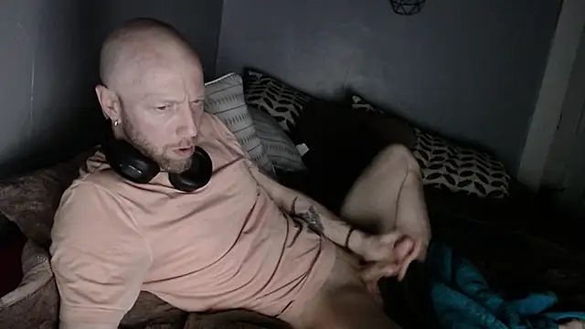 MaxRouger online show from March 13, 2025, 10:05 am