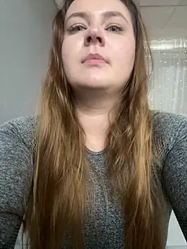 CandyShoopp online show from December 21, 2024, 6:02 pm