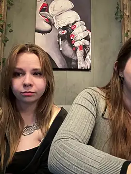 CandyShoopp online show from March 20, 2025, 2:21 pm