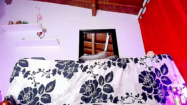 sofi decker online show from February 27, 2025, 6:07 am