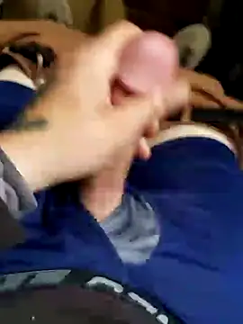 Snapshot of MrDaRkO_420 chatting on January 2, 2025, 8:24 pm MrDaRkO 420 online show from January 2, 2025, 8:24 pm