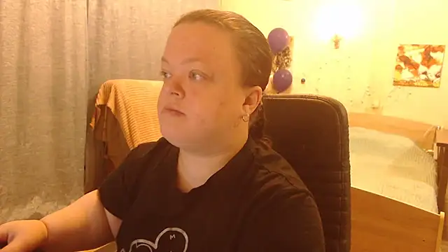 Janiffer MiMi online show from January 3, 2025, 4:16 pm