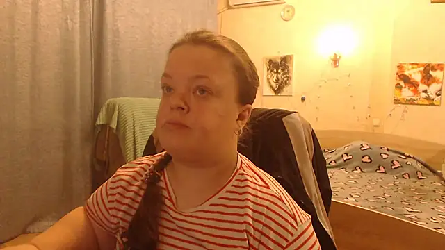 Janiffer MiMi online show from February 13, 2025, 7:31 pm