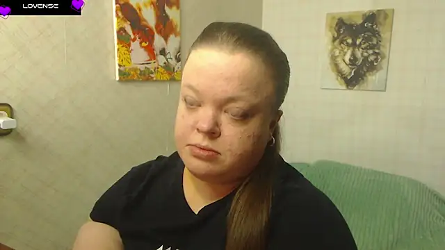 Janiffer MiMi online show from September 18, 2025, 1:02 pm