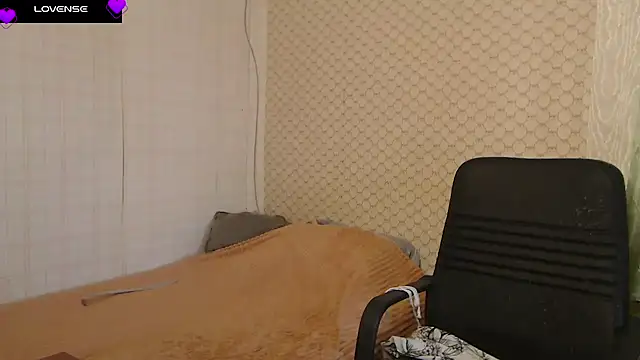 Janiffer MiMi online show from March 27, 2026, 2:17 pm