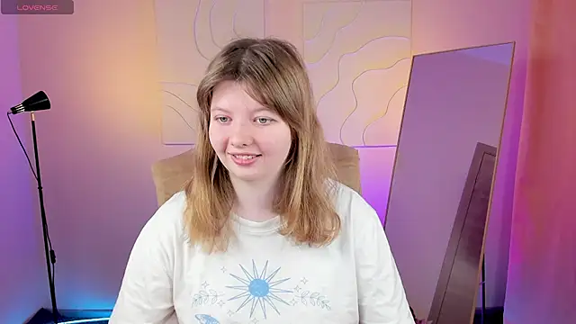 Vivian cutie online show from February 7, 2025, 3:30 pm