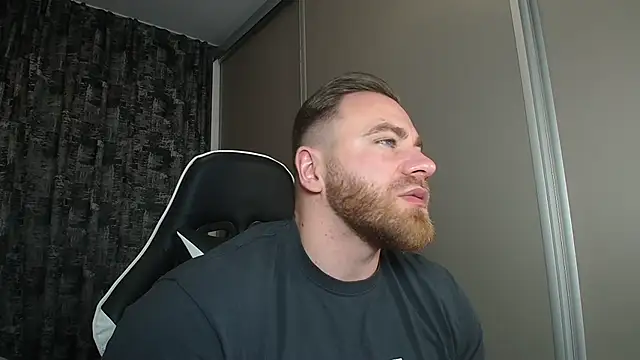 Thori92 online show from March 19, 2025, 4:45 pm