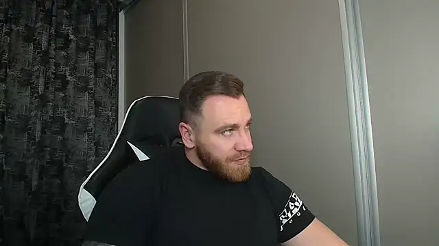 Thori92 online show from February 19, 2026, 5:42 pm