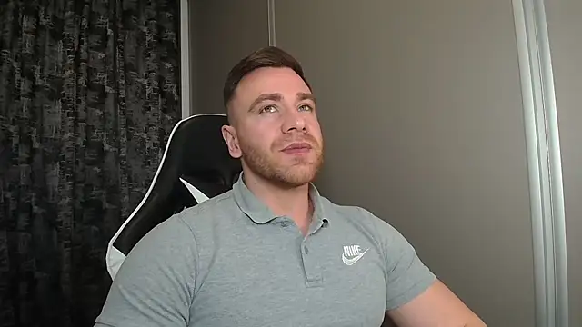 Thori92 online show from April 10, 2026, 4:44 pm